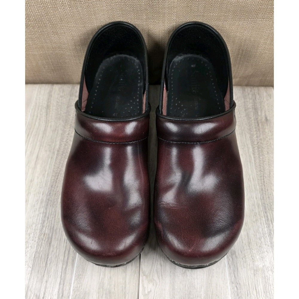 Sanita Professional Danish Clogs Womens 10 EU 41 Brown Leather Nurse Work Shoes